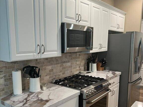 Kotchou, Mary-After-1