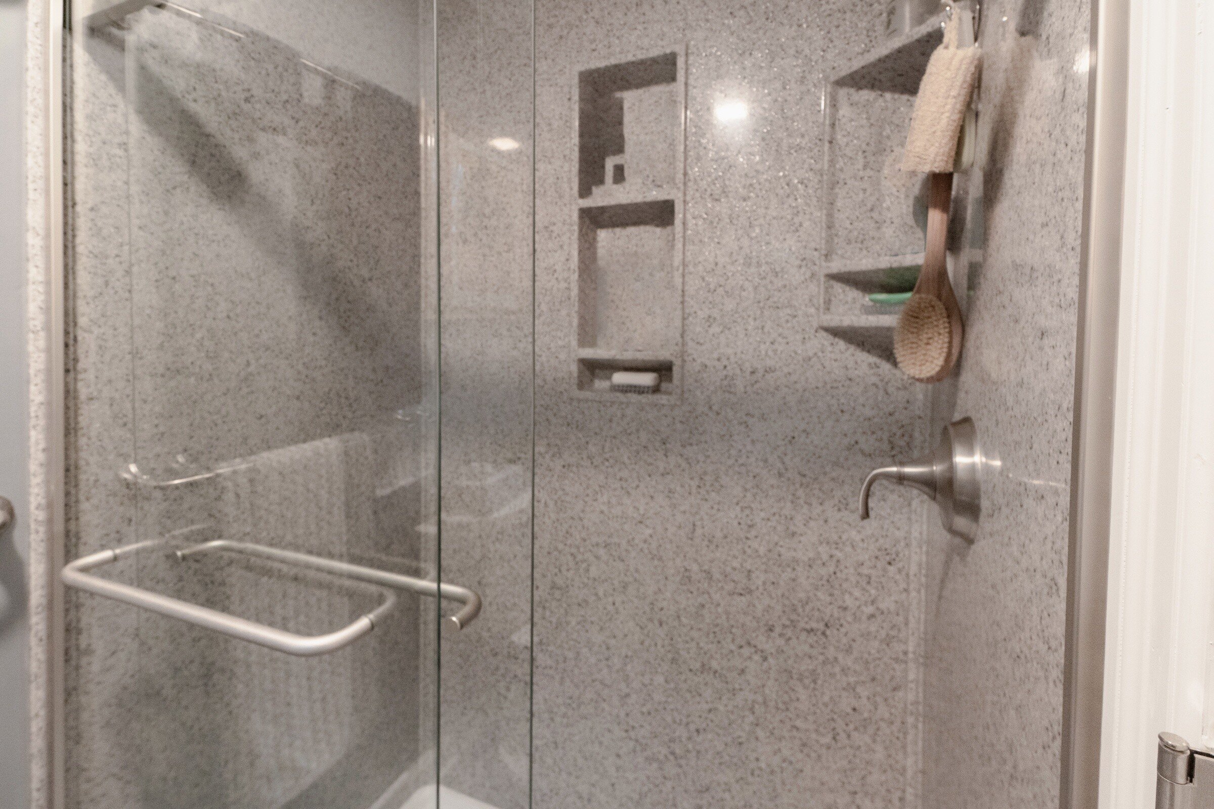 Reeder-Bathroom-JSBJune4-scaled